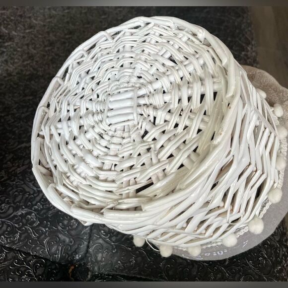 NEW Émilie & Théo Round Wicker Elephant Baskets NIB Includes 2! - Picture 9 of 10